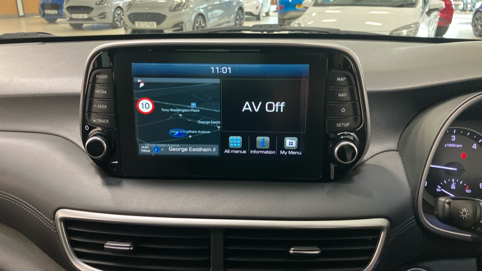 Hyundai TUCSON 1.6 CRDi 136 Premium SE 5dr 2WD Diesel Estate - Image 12
