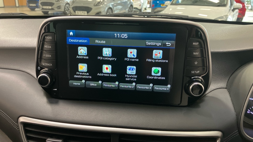 Hyundai TUCSON 1.6 CRDi 136 Premium SE 5dr 2WD Diesel Estate - Image 21
