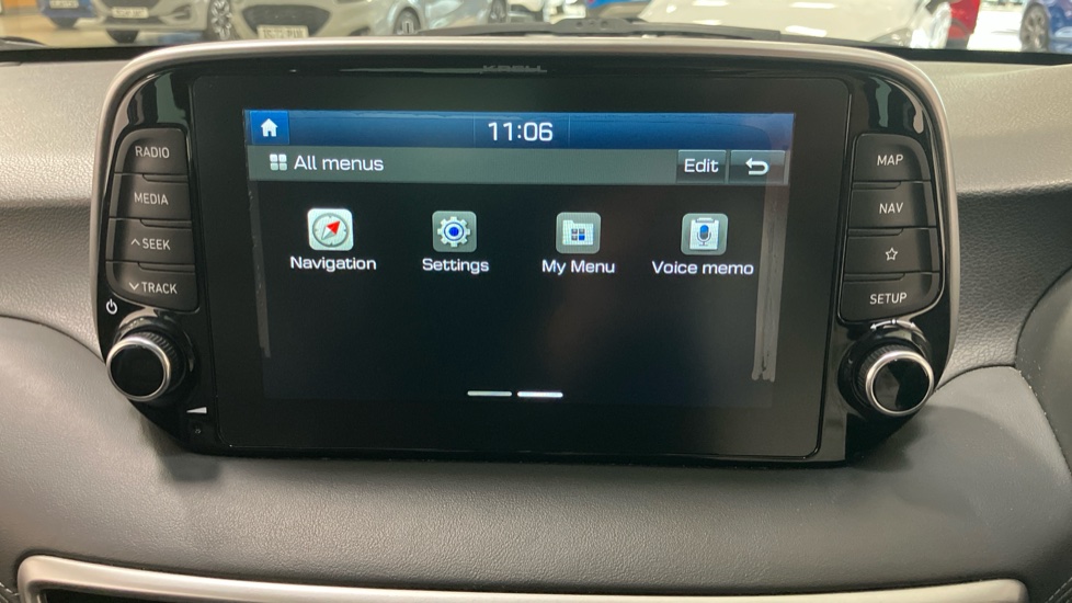 Hyundai TUCSON 1.6 CRDi 136 Premium SE 5dr 2WD Diesel Estate - Image 23