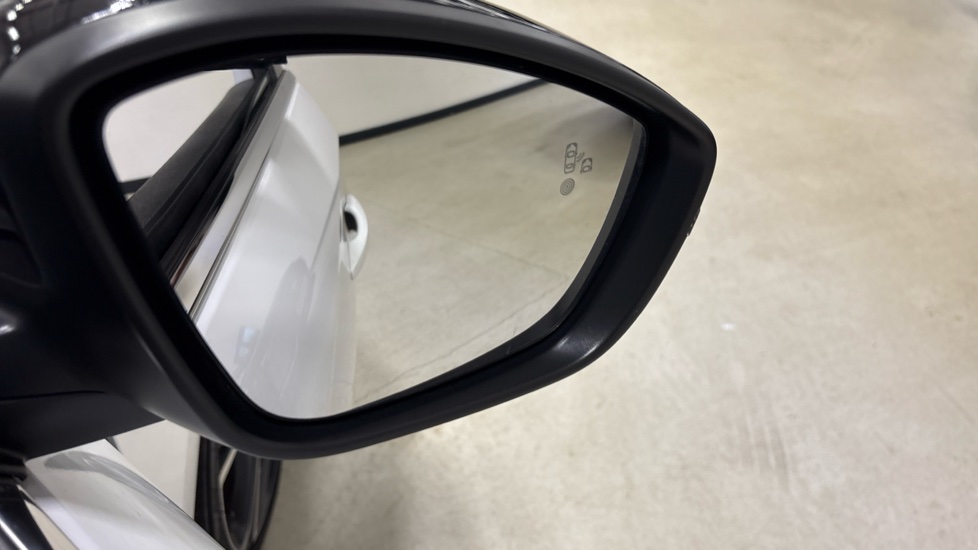 Vauxhall Corsa 1.2 Elite Edition 5dr Petrol Hatchback - Image 27