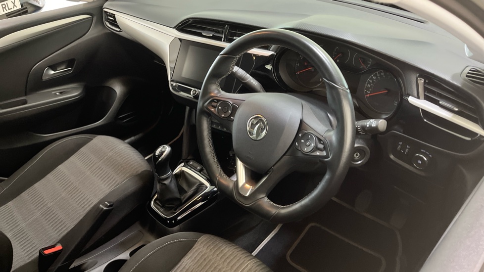 Vauxhall Corsa 1.2 SE 5dr Petrol Hatchback - Image 11
