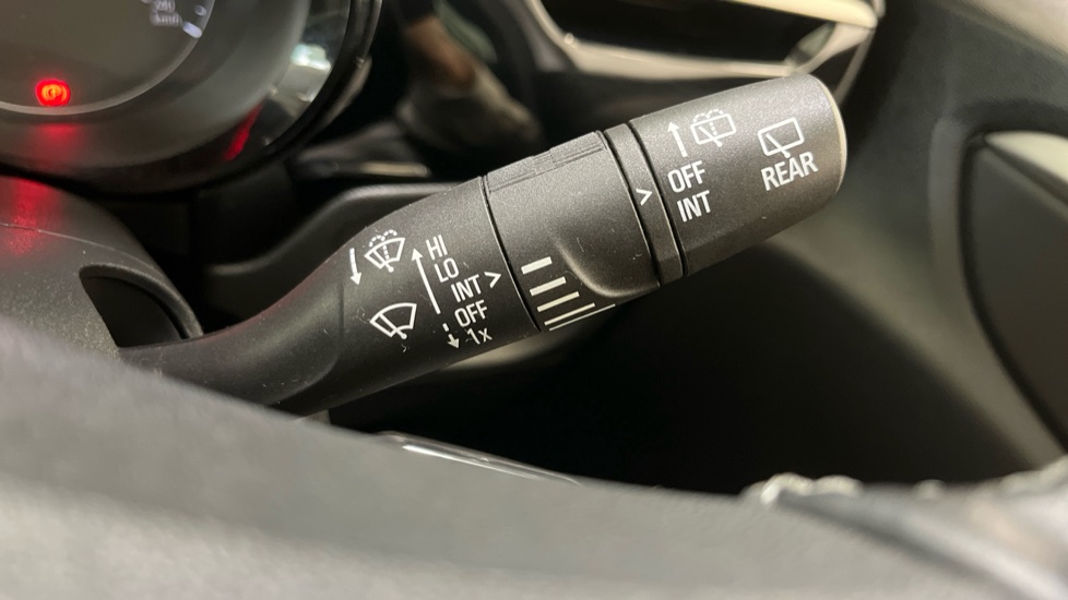 Vauxhall Corsa 1.2 SE 5dr Petrol Hatchback - Image 23