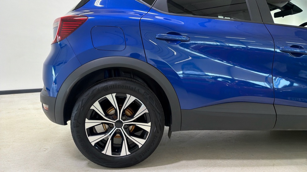 Renault Captur 1.0 TCE 90 Evolution 5dr Petrol Hatchback - Image 7