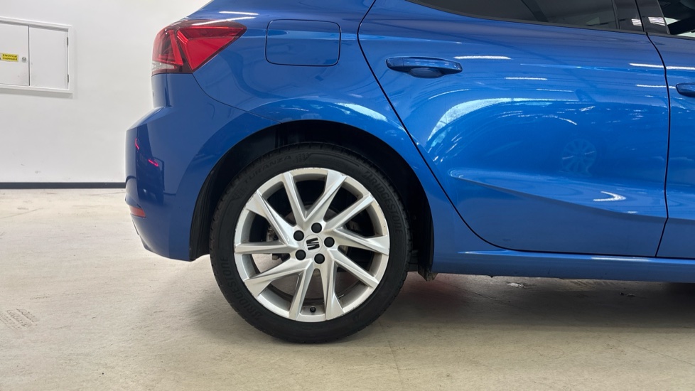 SEAT Ibiza 1.0 TSI 115 FR 5dr Petrol Hatchback - Image 7