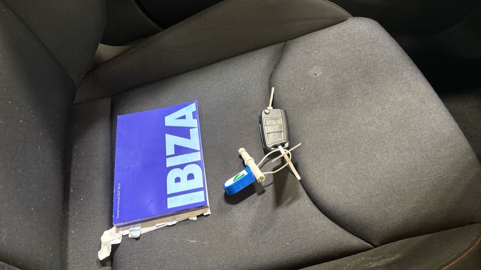 SEAT Ibiza 1.0 TSI 115 FR 5dr Petrol Hatchback - Image 19