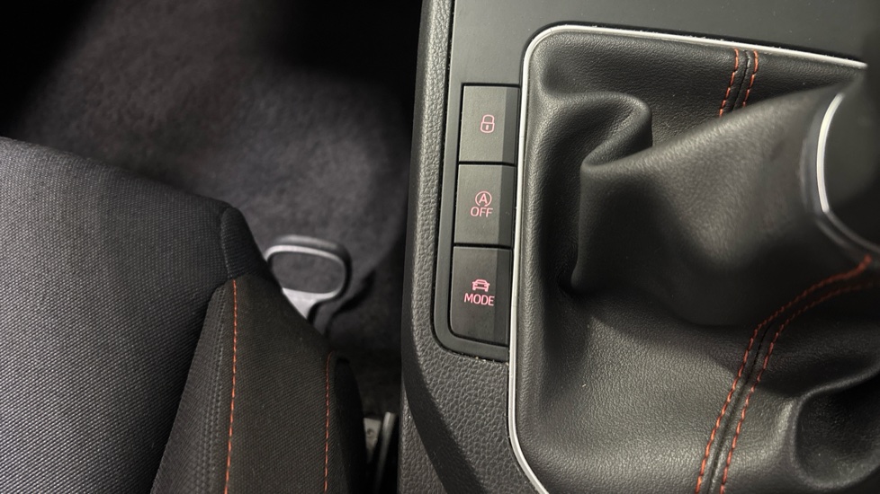 SEAT Ibiza 1.0 TSI 115 FR 5dr Petrol Hatchback - Image 27