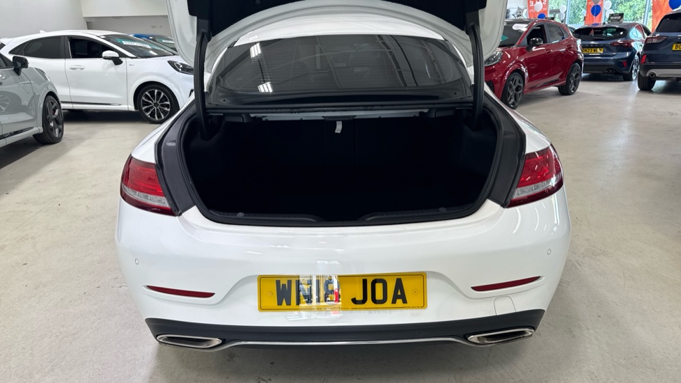 Mercedes-Benz C-Class C200 Sport 2dr 9G-Tronic Petrol Coupe - Image 4