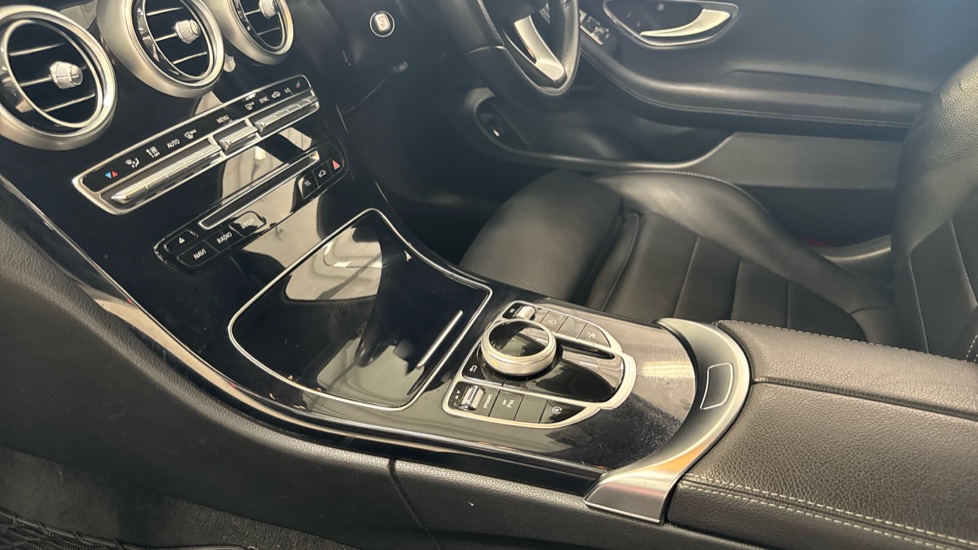 Mercedes-Benz C-Class C200 Sport 2dr 9G-Tronic Petrol Coupe - Image 13