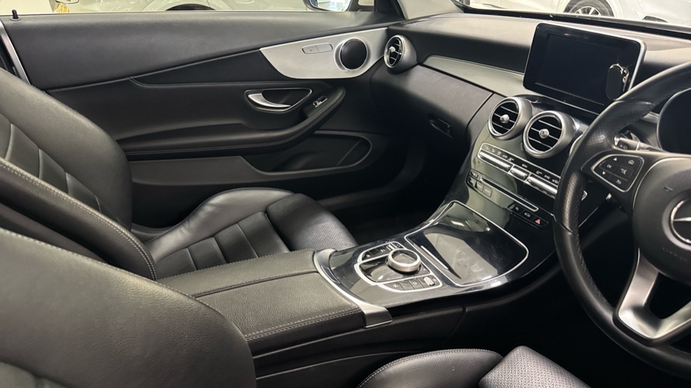 Mercedes-Benz C-Class C200 Sport 2dr 9G-Tronic Petrol Coupe - Image 14