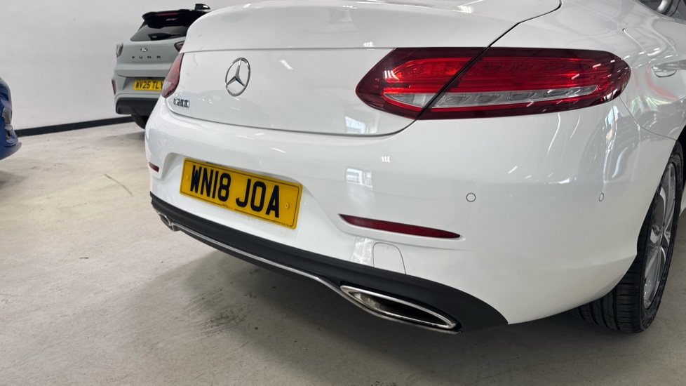 Mercedes-Benz C-Class C200 Sport 2dr 9G-Tronic Petrol Coupe - Image 22
