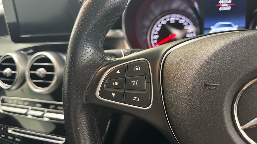Mercedes-Benz C-Class C200 Sport 2dr 9G-Tronic Petrol Coupe - Image 26