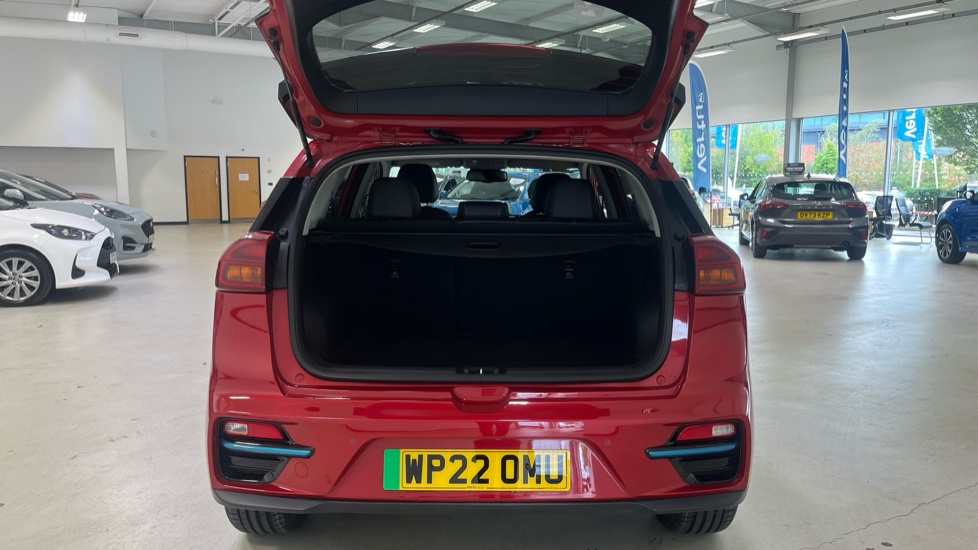 Kia E-Niro 150kW 2 Long Range 64kWh 5dr Auto Electric Estate - Image 4