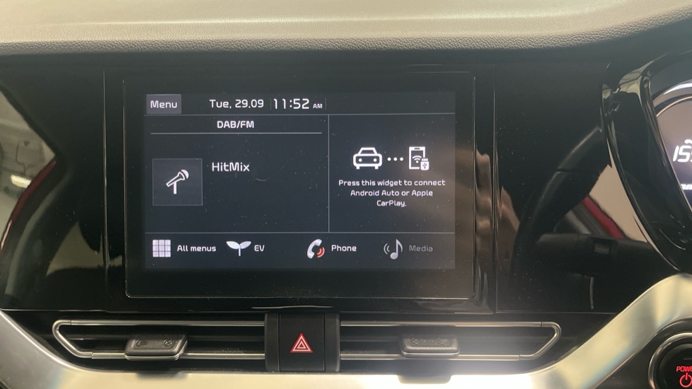 Kia E-Niro 150kW 2 Long Range 64kWh 5dr Auto Electric Estate - Image 12