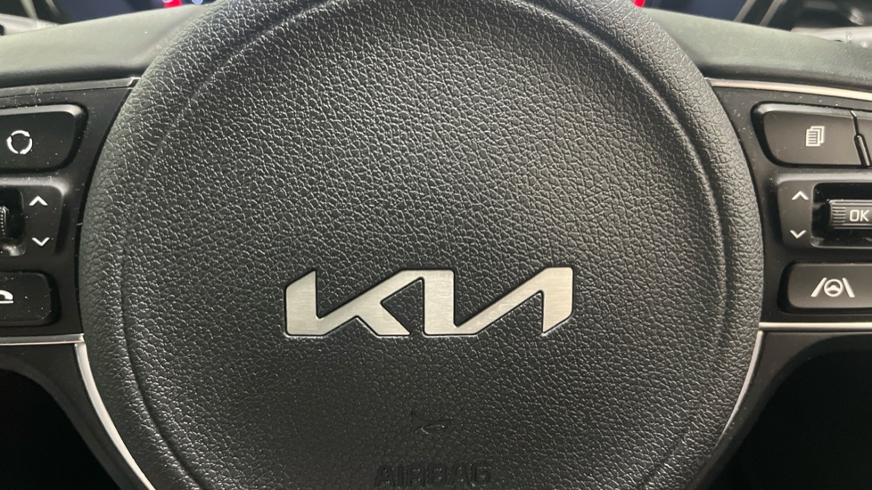 Kia E-Niro 150kW 2 Long Range 64kWh 5dr Auto Electric Estate - Image 23