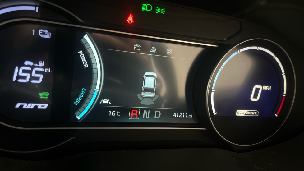 Kia E-Niro 150kW 2 Long Range 64kWh 5dr Auto Electric Estate - Image 40