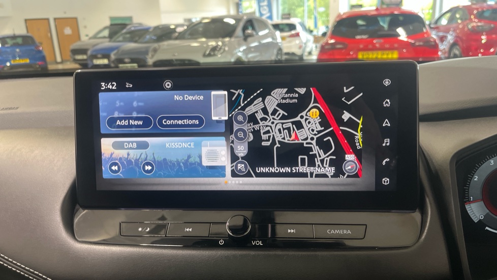 Nissan Qashqai 1.3 DiG-T MH N-Connecta 5dr Petrol Hatchback - Image 12