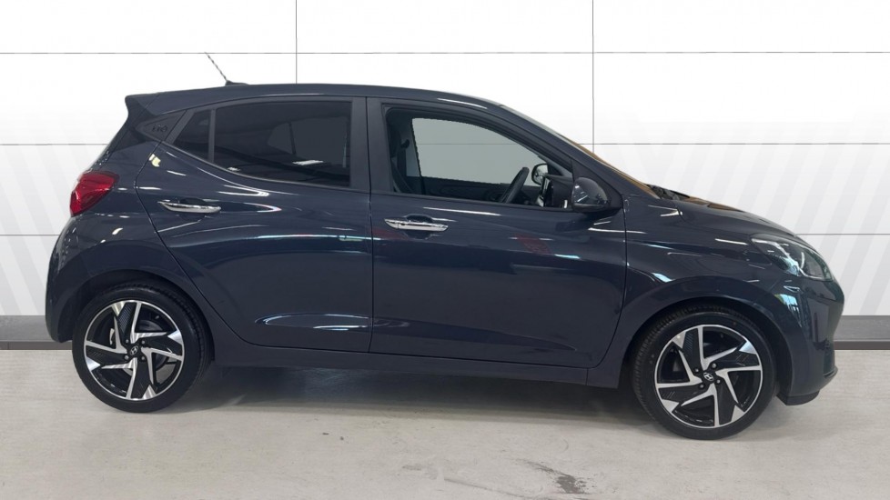 Hyundai i10 1.2 MPi Premium 5dr Auto Petrol Hatchback - Image 5