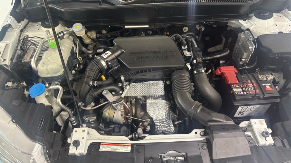 Suzuki Vitara 1.4 Boosterjet 48V Hybrid SZ-T 5dr Petrol Estate - Image 53