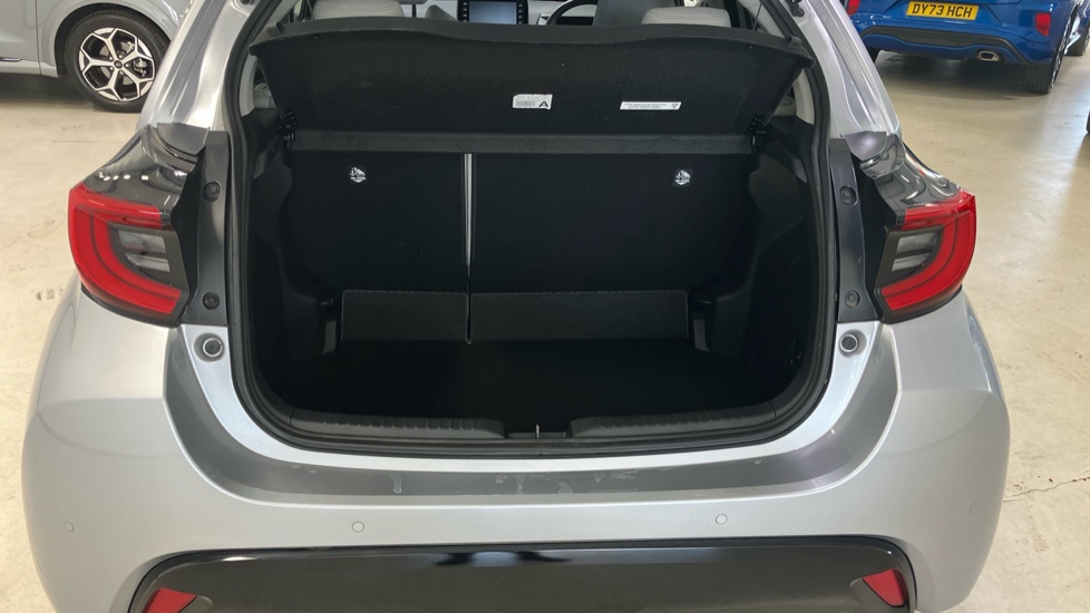 Toyota Yaris 1.5 Hybrid Excel 5dr CVT Hybrid Hatchback - Image 4