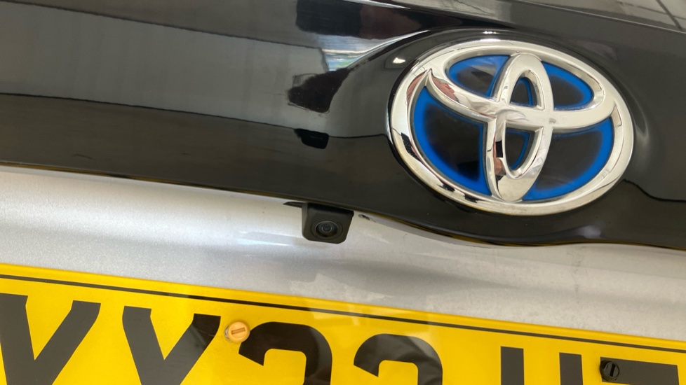 Toyota Yaris 1.5 Hybrid Excel 5dr CVT Hybrid Hatchback - Image 22