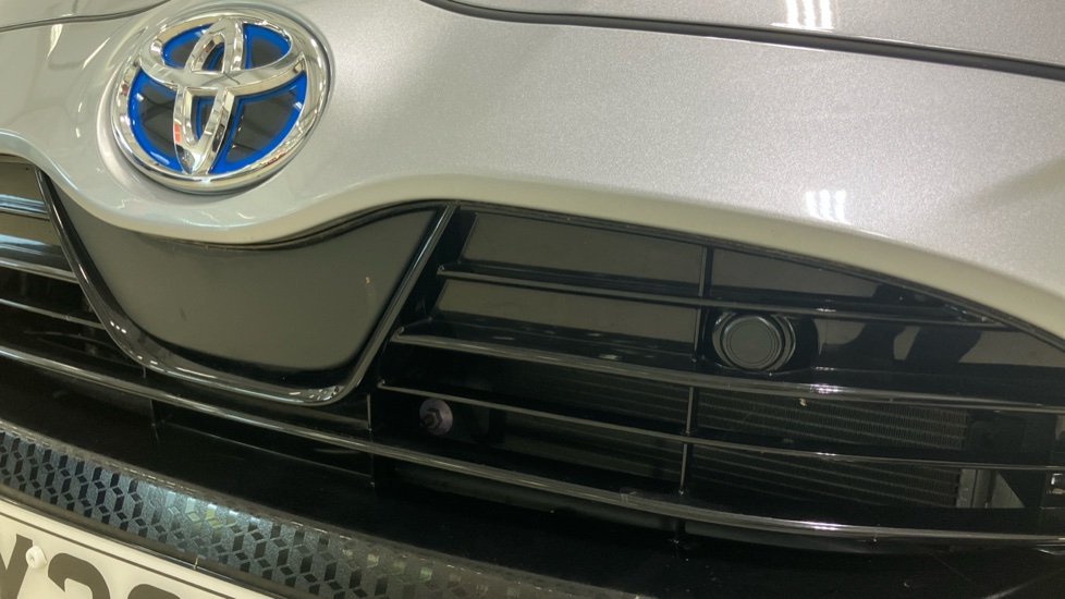 Toyota Yaris 1.5 Hybrid Excel 5dr CVT Hybrid Hatchback - Image 23