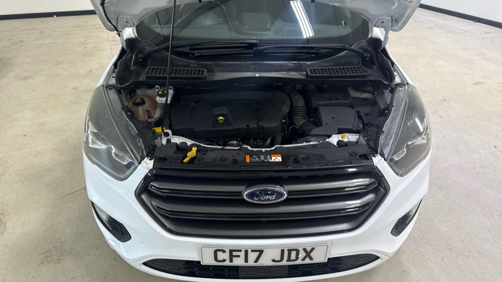 Ford Kuga 2.0 TDCi 180 ST-Line 5dr Diesel Estate - Image 8