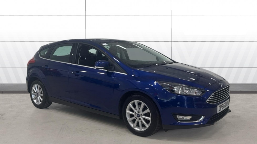 Ford Focus 1.0 EcoBoost 125 Titanium 5dr Petrol Hatchback - Image 1