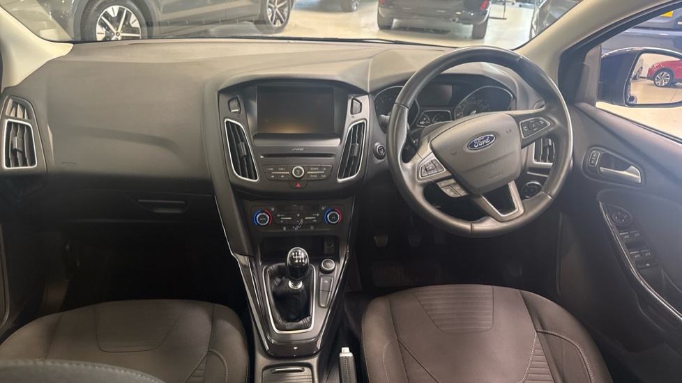 Ford Focus 1.0 EcoBoost 125 Titanium 5dr Petrol Hatchback - Image 10