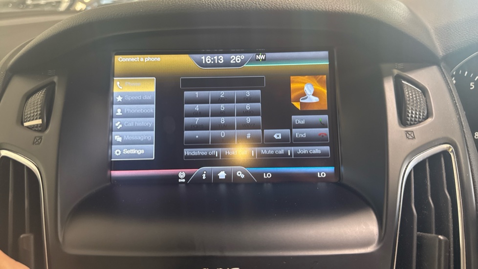 Ford Focus 1.0 EcoBoost 125 Titanium 5dr Petrol Hatchback - Image 24