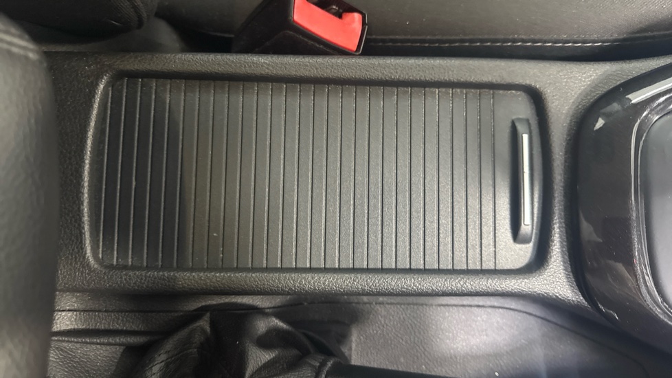 Ford Focus 1.0 EcoBoost 125 Titanium 5dr Petrol Hatchback - Image 33