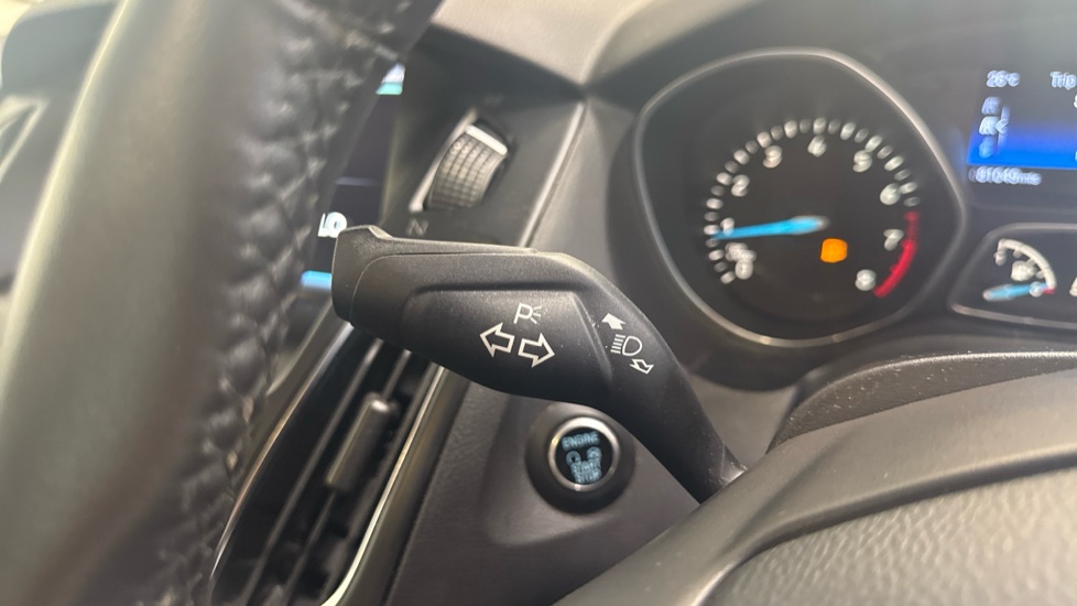 Ford Focus 1.0 EcoBoost 125 Titanium 5dr Petrol Hatchback - Image 38
