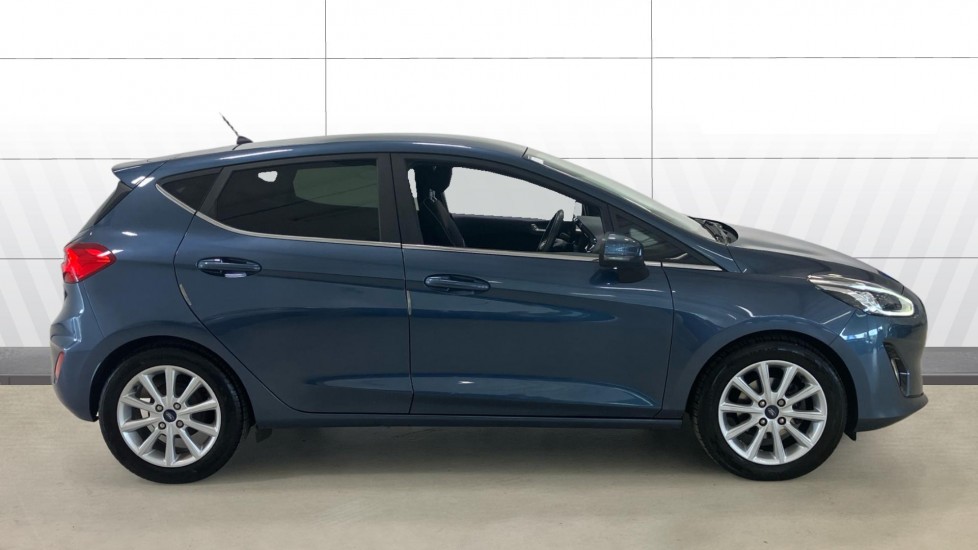 Ford Fiesta 1.0 EcoBoost Titanium 5dr Petrol Hatchback - Image 5