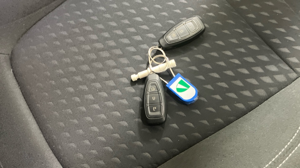 Ford Fiesta 1.0 EcoBoost Titanium 5dr Petrol Hatchback - Image 20