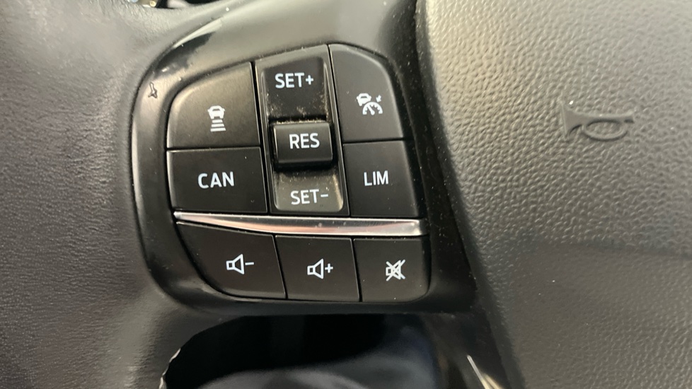 Ford Fiesta 1.0 EcoBoost Titanium 5dr Petrol Hatchback - Image 28