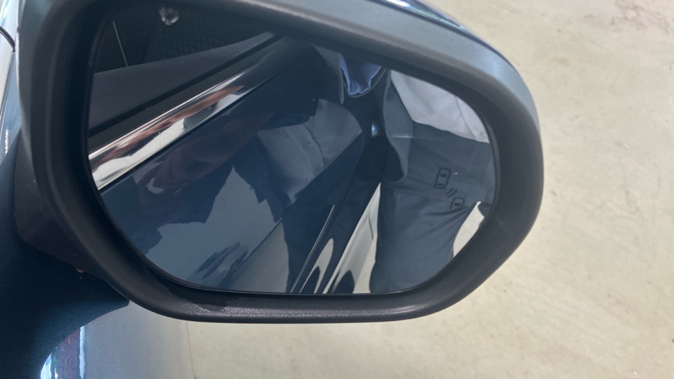 Ford Fiesta 1.0 EcoBoost Titanium 5dr Petrol Hatchback - Image 40