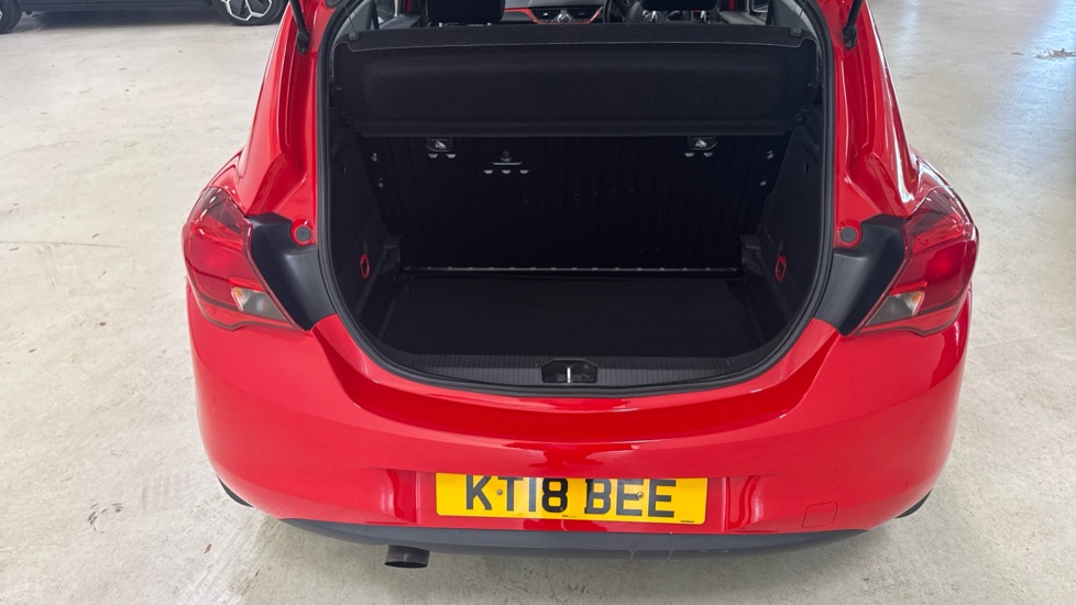 Vauxhall Corsa 1.4 Griffin 3dr Petrol Hatchback - Image 4
