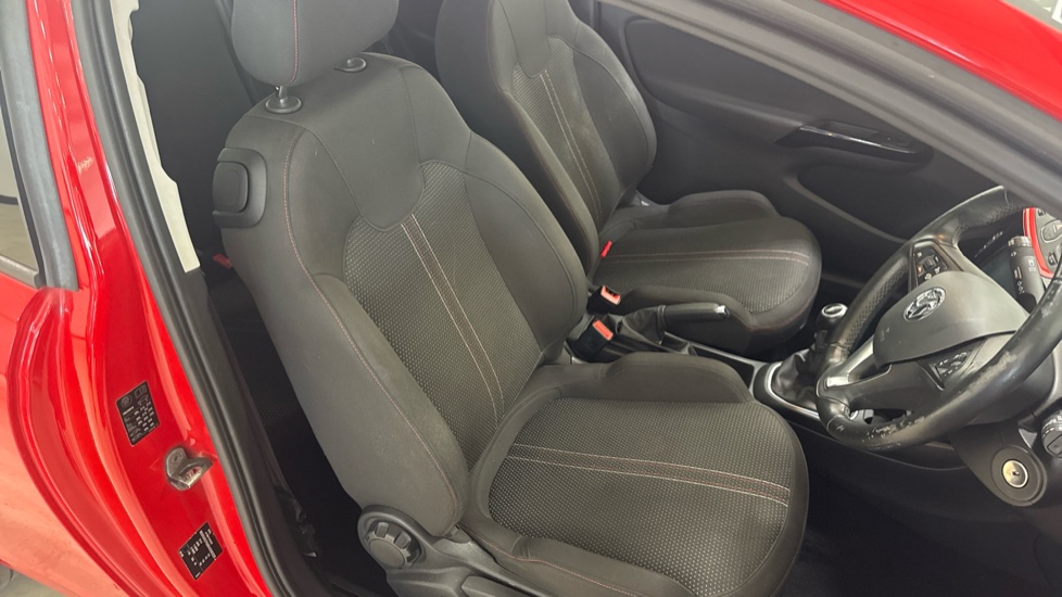 Vauxhall Corsa 1.4 Griffin 3dr Petrol Hatchback - Image 41