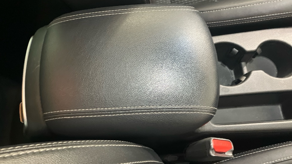 Kia Sportage 1.6 GDi ISG Edition 25 5dr Petrol Estate - Image 36