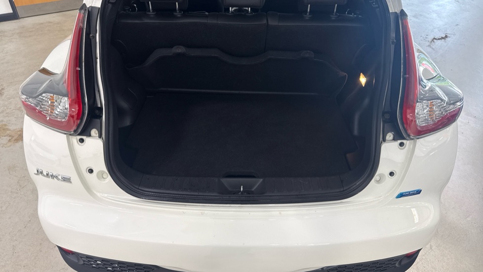 Nissan Juke 1.5 dCi Tekna 5dr Diesel Hatchback - Image 4