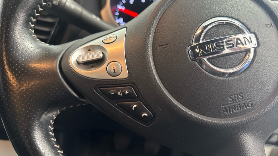 Nissan Juke 1.5 dCi Tekna 5dr Diesel Hatchback - Image 23