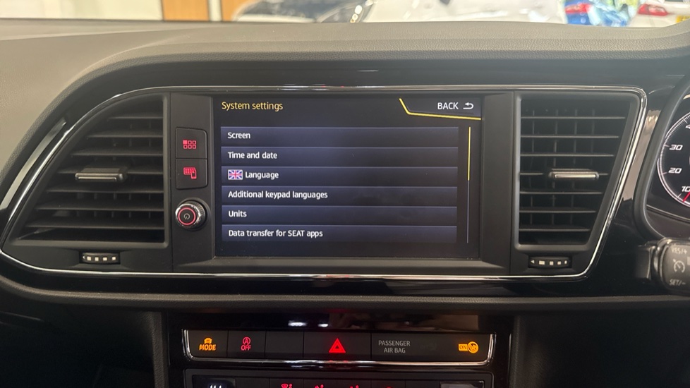SEAT Leon 1.4 TSI 125 FR Technology 3dr Petrol Hatchback - Image 25