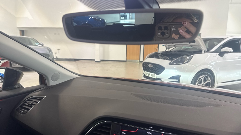 SEAT Leon 1.4 TSI 125 FR Technology 3dr Petrol Hatchback - Image 35