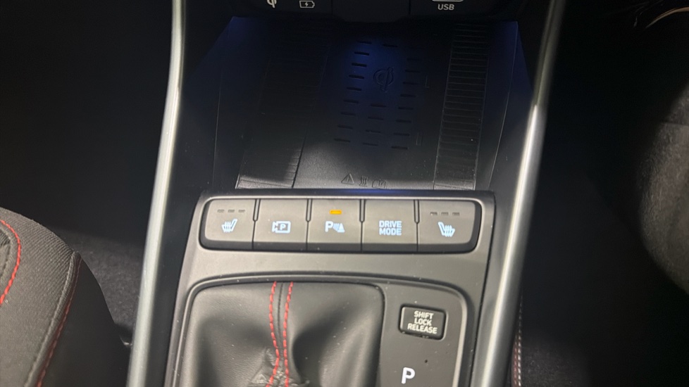 Hyundai i20 1.0T GDi N Line S 5dr DCT Petrol Hatchback - Image 35