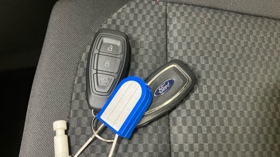Ford Puma 1.0 EcoBoost Hybrid mHEV ST-Line 5dr Petrol Hatchback - Image 20