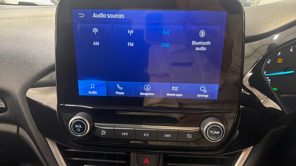 Ford Fiesta 1.0 EcoBoost 95 Trend 3dr Petrol Hatchback - Image 40