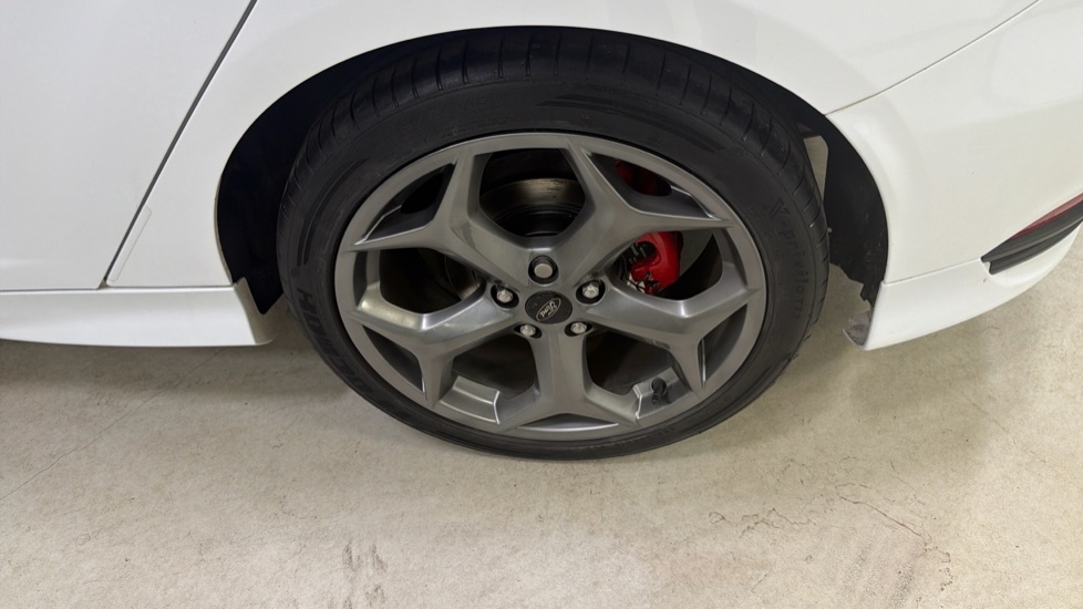 Ford Focus ST 2.0 TDCi 185 ST-3 5dr Diesel Hatchback - Image 23