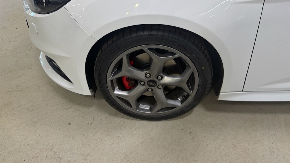 Ford Focus ST 2.0 TDCi 185 ST-3 5dr Diesel Hatchback - Image 24