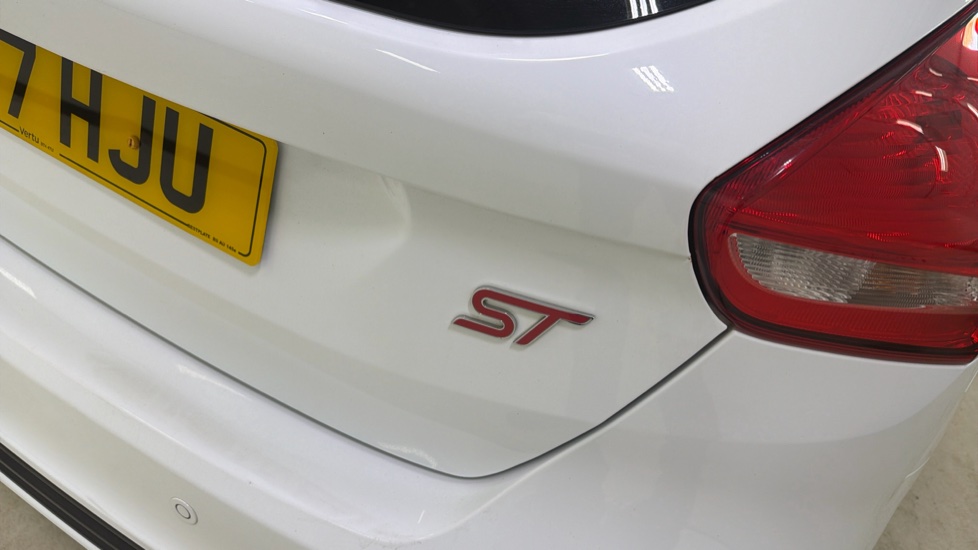 Ford Focus ST 2.0 TDCi 185 ST-3 5dr Diesel Hatchback - Image 29