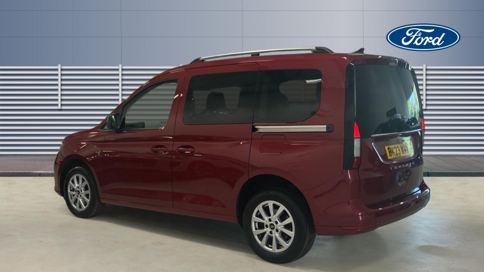 Ford Tourneo Connect 2.0 EcoBlue Titanium 5dr Diesel Estate - Image 2