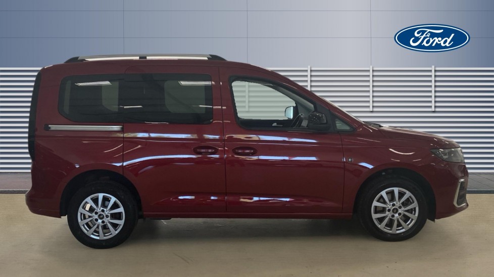 Ford Tourneo Connect 2.0 EcoBlue Titanium 5dr Diesel Estate - Image 5